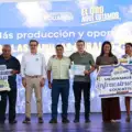EL PRESIDENTE DANIEL NOBOA IMPULSA EL AGRO Y LA EDUCACIÓN DE EL ORO CON LA ENTREGA DE CRÉDITOS PRODUCTIVOS E INFRAESTRUCTURA