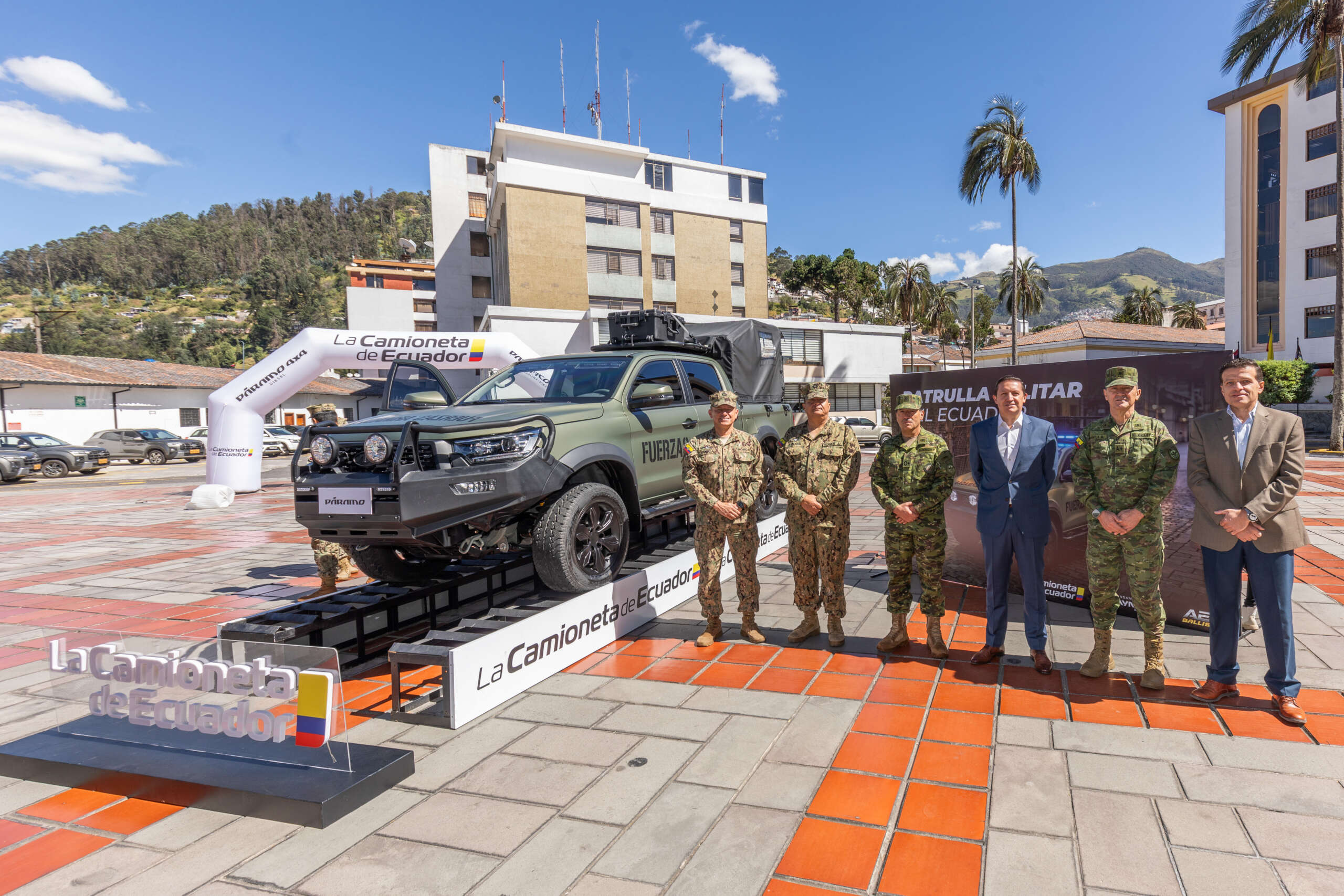 Armacar, Aymesa y Autoexpress entregan la primera Patrulla Militar ensamblada en Ecuador al Comando Conjunto de las Fuerzas Armadas